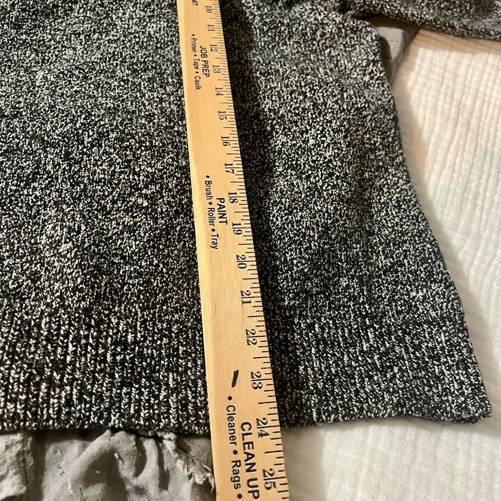 Michael Kors Elegant Black and White Sweater - Medium - Picture 4 of 6